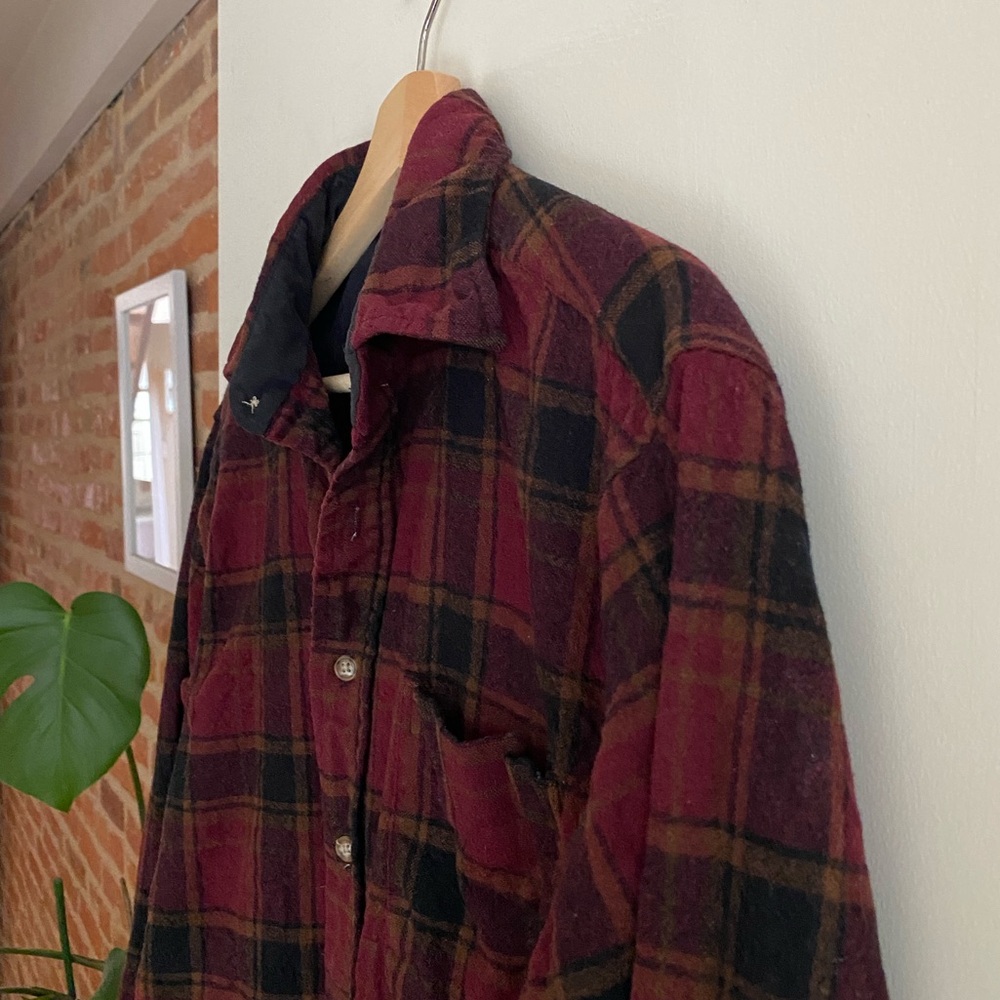 Pendleton Wool Flannel Button-Down Shirt In Size M - image 4